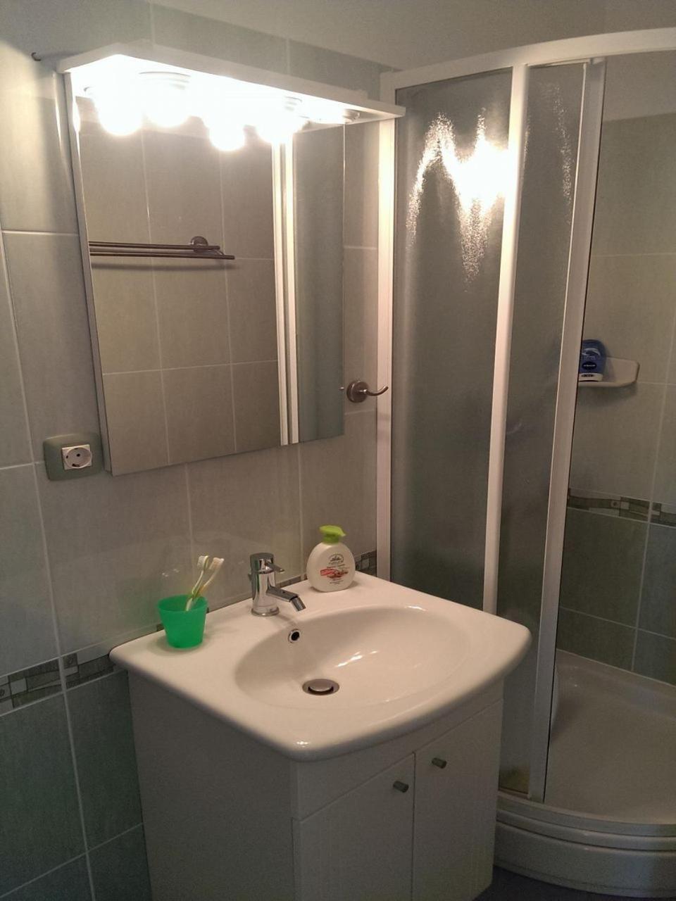 Apartments Marietta - Sea View Ртина Екстер'єр фото