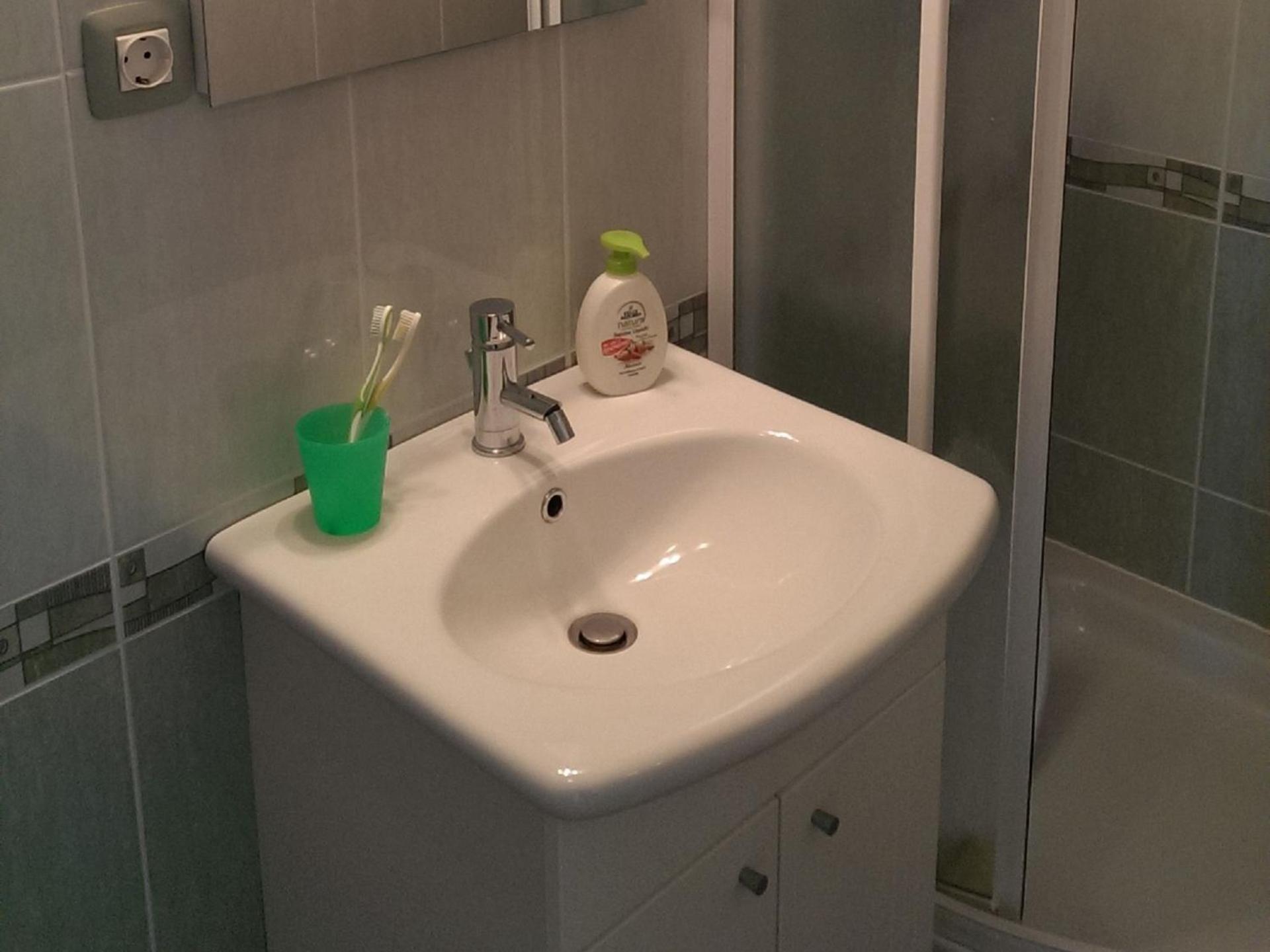 Apartments Marietta - Sea View Ртина Екстер'єр фото